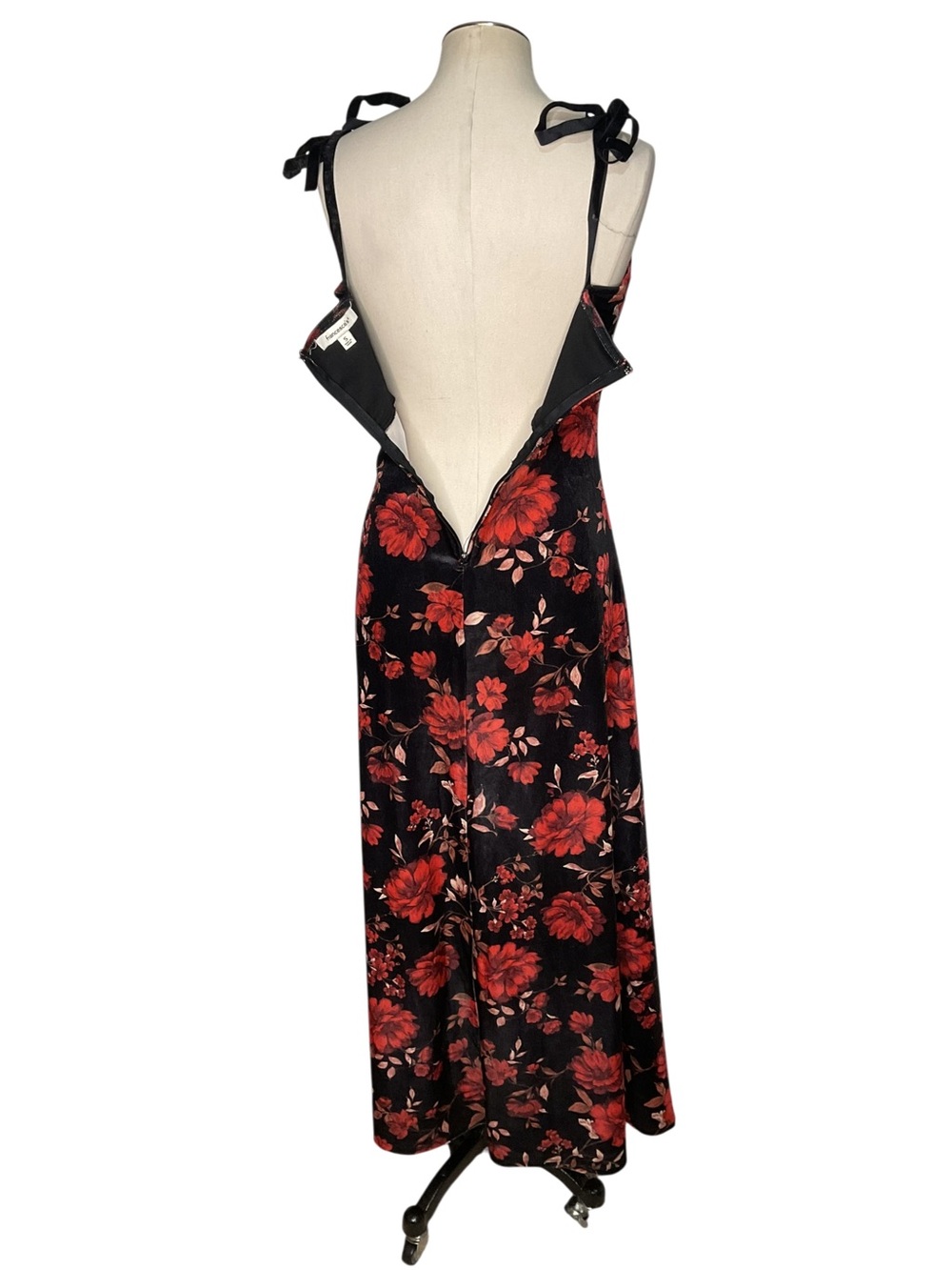 Francesca’s Black Red Floral Maxi Dress S Lace Tie Strap Open Back Romantic - Picture 4 of 10